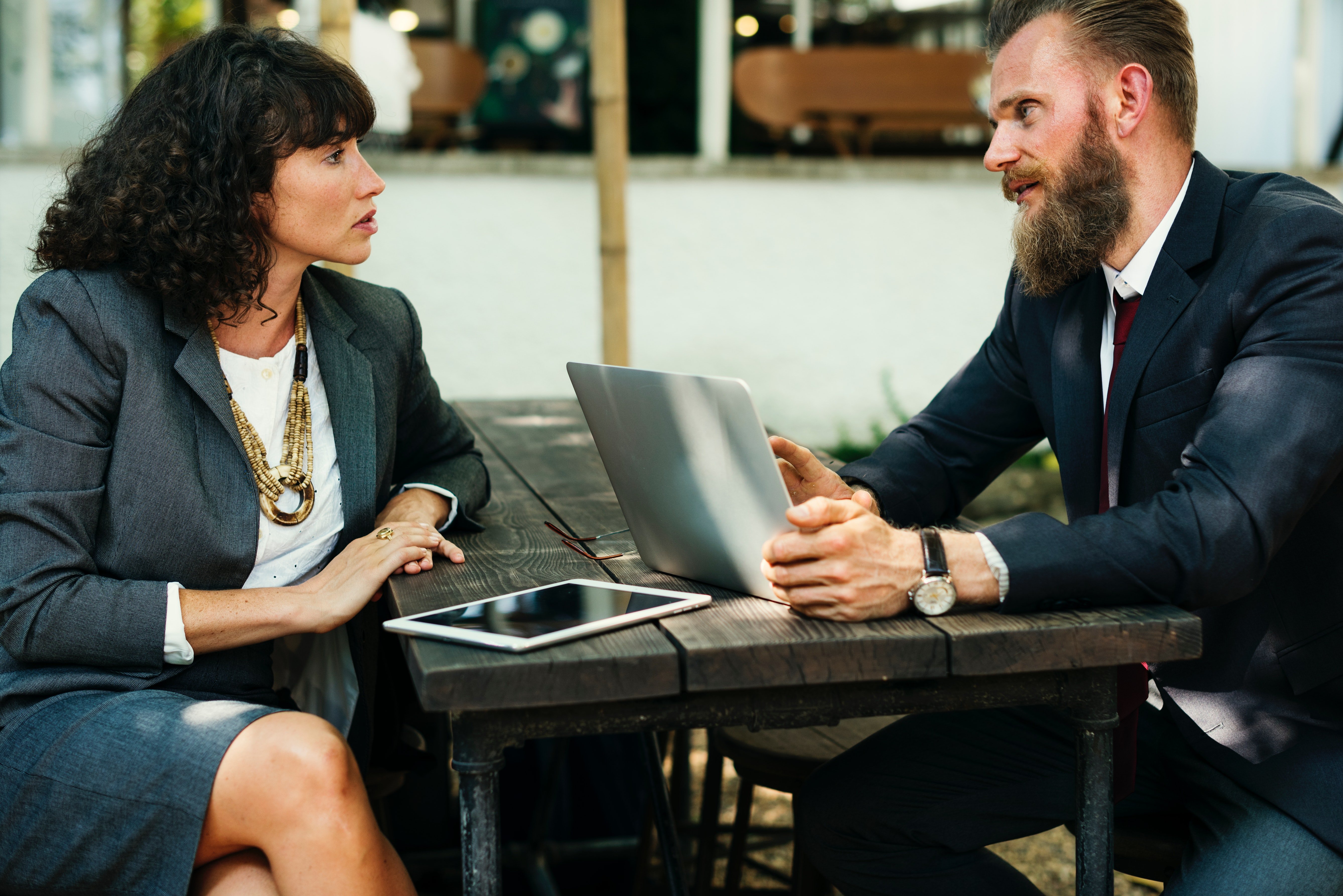 brainstorming-businessman-businesswoman-615475 brainstorming-businessman-businesswoman-615475